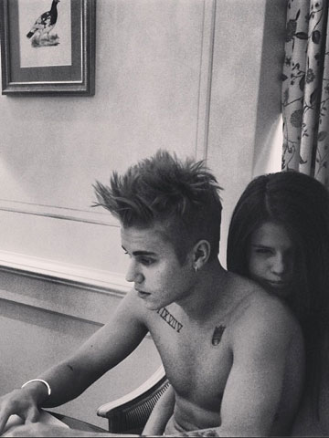 Errr... Justin Bieber posts sexy topless Instagram picture with ex Selena Gomez