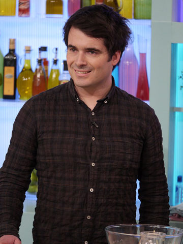Top 10 sexy celebrity chefs: Hot star men who cook on TV