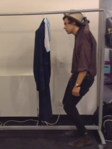 SNAP! One Direction's Harry Styles bonds with Cara Delevingne again by hanging around