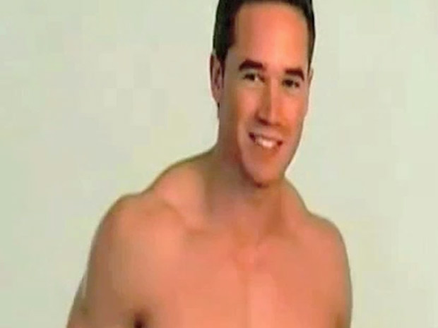 Katie Price's hot husband Kieran Hayler gets naked 