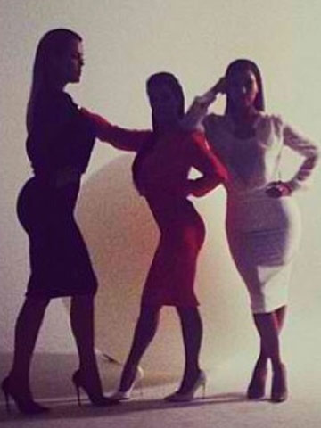 Khloe Kardashian shows off 'fabulous ass' in sexy bum dress with hot sisters Kim and Kourtney Khloe Kardashian shows off 'fabulous ass' in sexy bum dress with hot sisters Kim and Kourtney