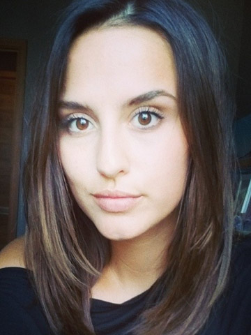 Wow! Lucy Watson shows off new short hair in sexy Instagram selfie and fans think she's 'very on-trend' Wow! Lucy Watson shows off new short hair in sexy Instagram selfie and fans think she's 'very on-trend'