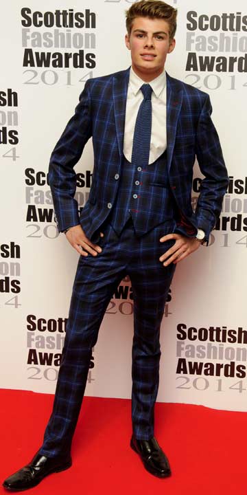 Celebrity fashion disasters - latest photos