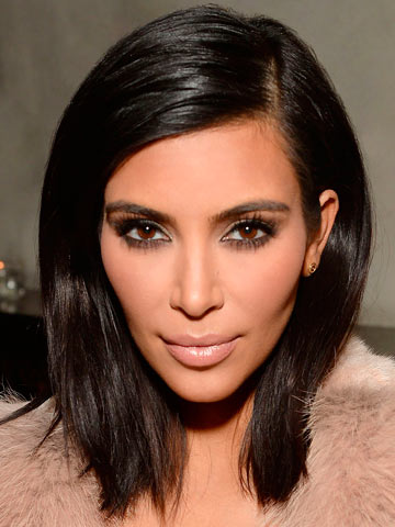 Kim Kardashian's beauty secret revealed! She only washes her hair every five days - but does it work? Kim Kardashian's beauty secret revealed! She only washes her hair every five days - but does it work?
