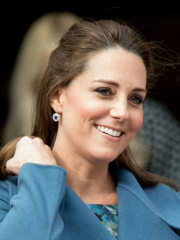 Kate Middleton's not the only one! These 10 female celebrities secretly have grey hair Kate Middleton's not the only one! These 10 female celebrities secretly have grey hair