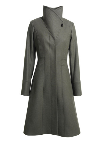Kate Middleton wears Reiss coat on the football pitch - now